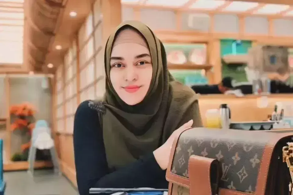 Image Credit Istimewa - Zeda Salim mengungkapkan kekecewaannya terhadap Ammar Zoni.