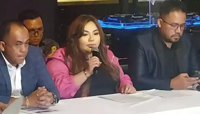 Belum Terima Surat Panggilan, Lisa Mariana Siap Hadapi Laporan Ridwan Kamil