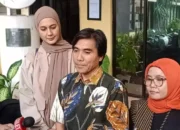 Paula datangi kantor Komnas Perempuan hari ini, Rabu 30 April 2025 (Beritasatu/Giffar Rivana)