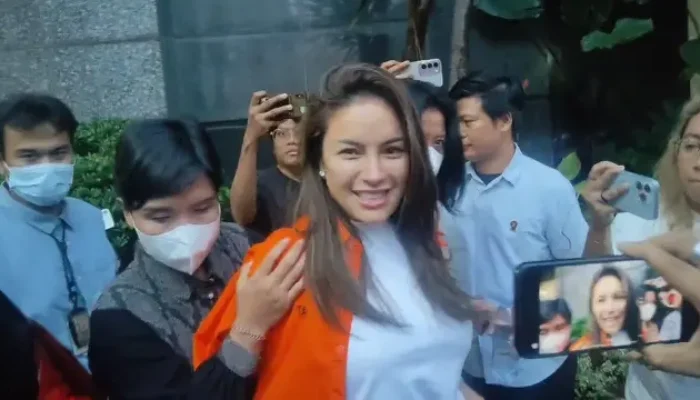 Nikita Mirzani Ditahan, Berkas Perkara Dugaan Pemerasan Masih P-19: Proses Hukum Berlarut Jadi Sorotan