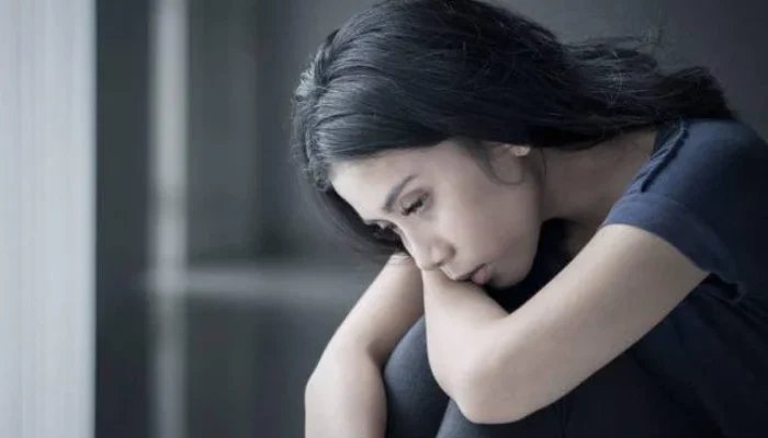 Merasa Tidak Pantas Bahagia? Kenali Penyebab dan Cara Mengatasi Harga Diri Rendah (Low Self-Esteem)