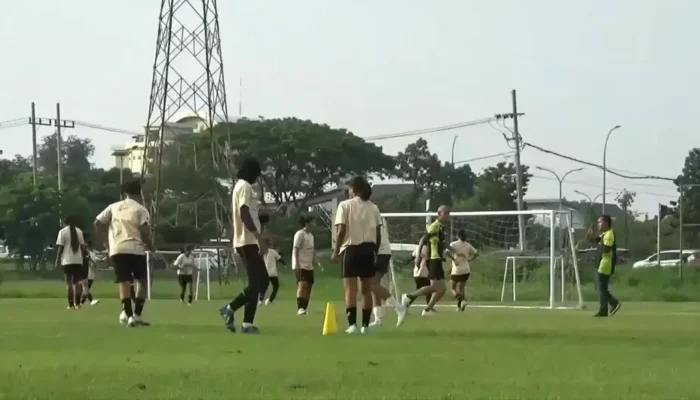 Timnas Putri Indonesia Siapkan Strategi Juara AWC 2025, Latihan Intensif Digelar di Surabaya