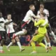 Image Credit AP/Jon Super - Para pemain Fulham merayakan kemenangan lewat adu penalti atas Manchester United dalam babak 16 besar Piala FA di Stadion Old Trafford, Minggu, 2 Maret 2025. (