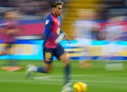 Image Credit Istimewa - Pemain muda Barcelona Lamine Yamal beraksi saat pertandingan lanjutan pekan ke-26 La Liga 2024/24 kontra Real Sociedad di Estadi Olimpic Lluis Companys, Barcelona, Minggu (2/3/2025). Barcelona menang telak 4-0.