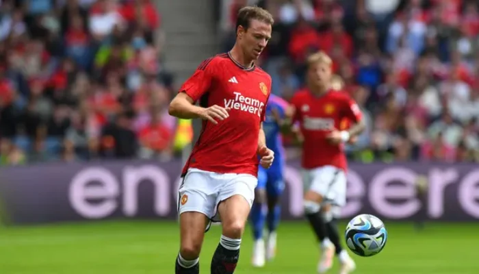 Resmi: Jonny Evans dan Tom Heaton Hengkang dari Manchester United Akhir Musim Ini