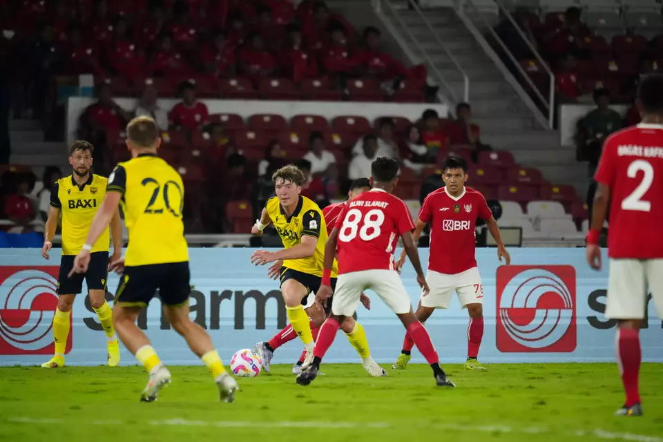 Para pemain Liga Indonesia All Star (merah) saat menghadapi Oxford United pada Piala Presiden 2025. (Piala Presiden 2025/Piala Presiden 2025)