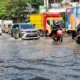 Tips Aman Berkendara Saat Musim Hujan untuk Menjaga Keselamatan di Jalan