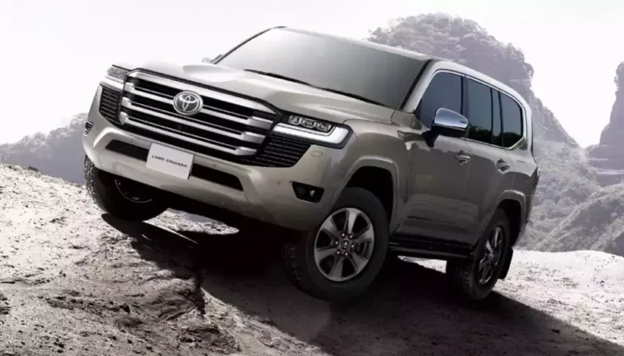 Toyota Land Cruiser 300 Dapat Upgrade Teknologi, Tapi Pemesanan Masih Ditutup