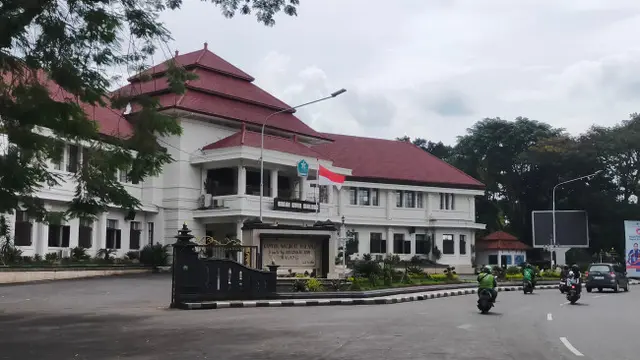 Balai Kota Malang (Liputan6/Zainul Arifin)