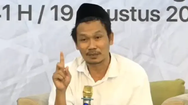Gus Baha (YouTube Kumparan Dakwah)