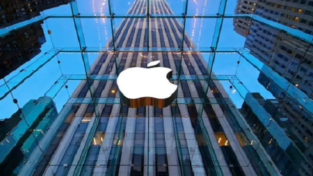 029354700 1442812447 apple store logo sign 2
