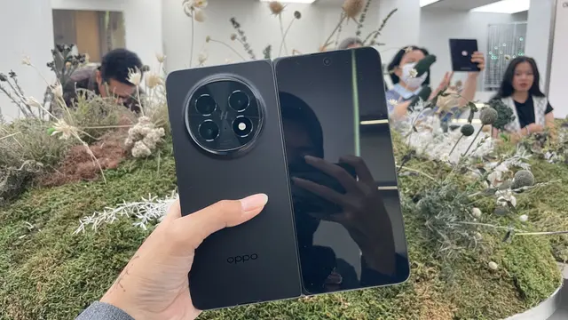 Oppo Find N5 yang siap meluncur di pasar Indonesia. (Liputan6/Dinda Ariyani)