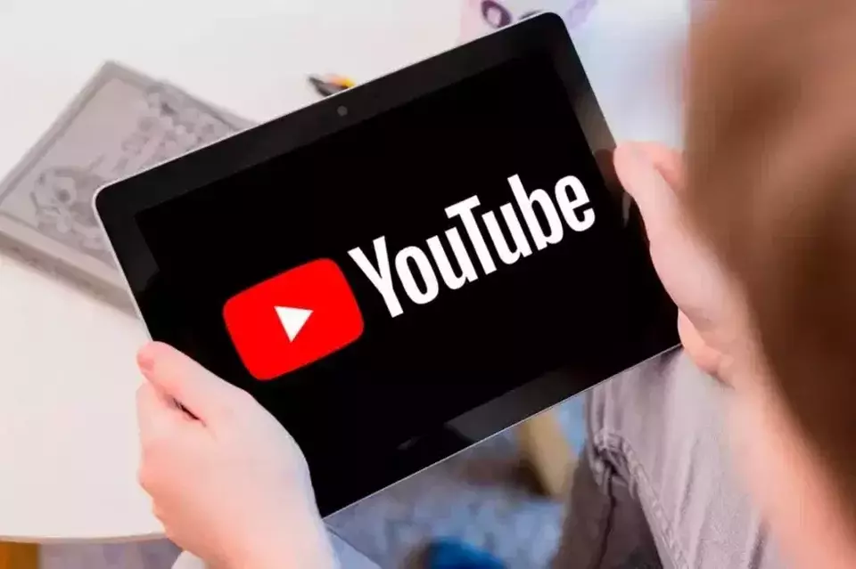 Kebijakan baru Youtube soal video berulang dan AI. (Google)