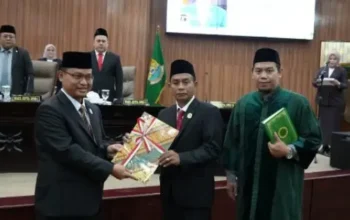 DPRD Kota Bekasi Gelar Sidang Paripurna Pengambilan Sumpah Anggota PAW