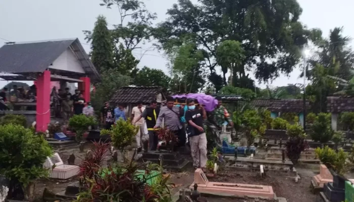 Potongan Tubuh Uswatun Khasanah Dimakamkan Setelah Ditemukan di Tiga Lokasi