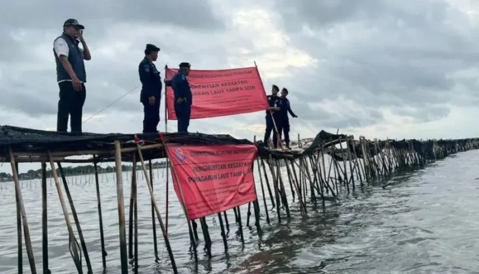 KKP Selidiki Pemasangan Pagar Laut 30 Km di Tangerang, Sanksi Berat Menanti Pelaku