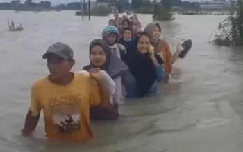 Image Credit Akhmad Safuan/MI - Banjir di Kabupaten Kudus, Jawa Tengah, semakin meluas akibat meluapnya Sungai Wulan dan hujan yang terus mengguyur.