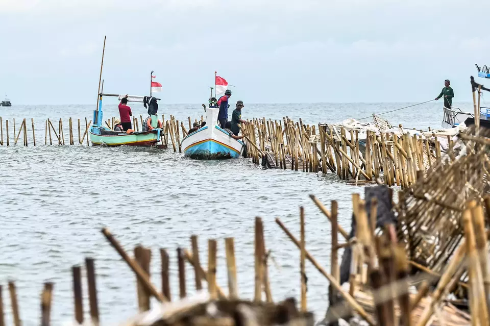 Image Credit Rivan Awal Lingga/Antara - Fakta-fakta pemilik pagar laut.