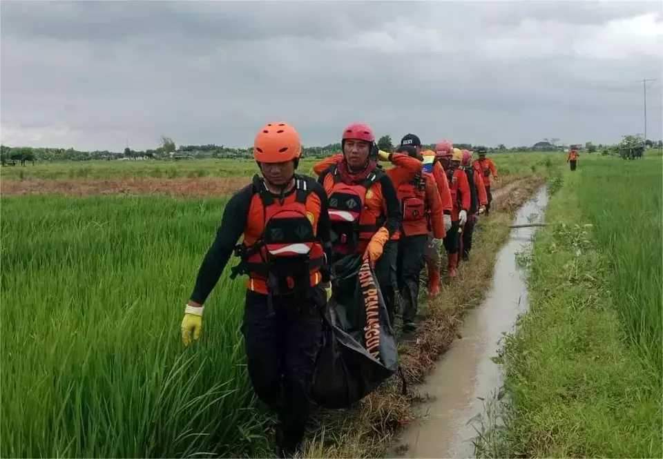 Image Credit Istimewa - Salman Bahanan Dizaro (3), balita asal Desa Bagor Wetan, Nganjuk, Jawa Timur, yang hilang terseret arus sungai meluap, ditemukan meninggal dunia, Rabu, 29 Januari 2025.