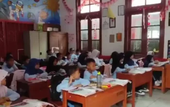 Image Credit Istimewa - Siswa sekolah dasar di Pandeglang, Banten, belum mendapat Makan Bergizi Gratis.