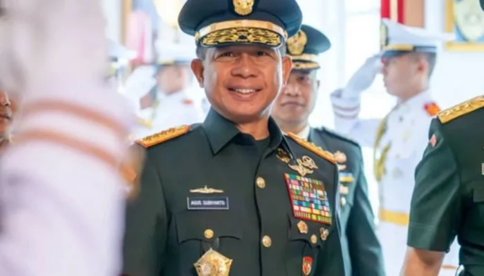 Panglima TNI Lanjutkan Pembongkaran Pagar Laut 30 Km di Tangerang atas Perintah Presiden