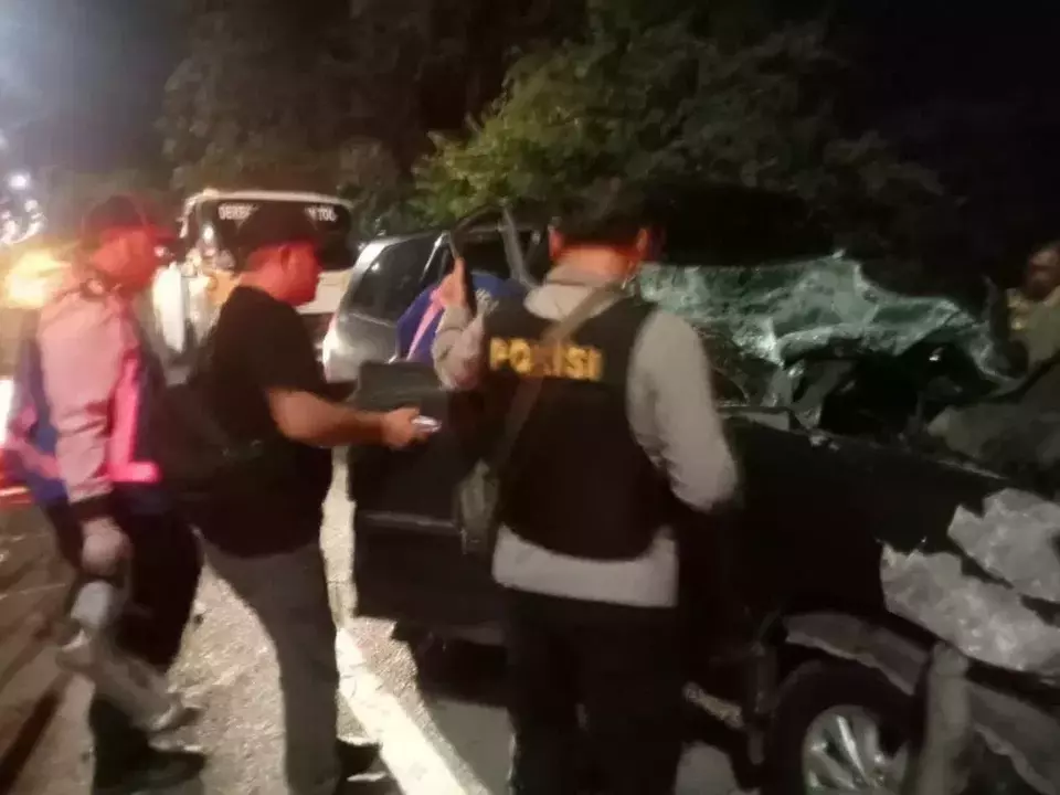 Image Credit Istimewa - Wakil Kepala Polres (Wakapolres) Pelabuhan Belawan Komisaris Polisi Iwan Kurnianto meninggal dunia dalam kecelakaan di pintu gerbang keluar Tol Belmera Medan-Belawan, Sumatera Utara, Minggu 5 Januari 2025.