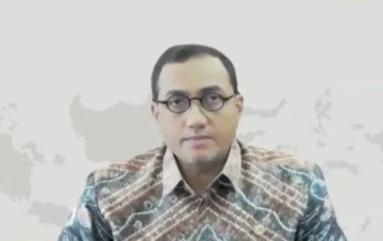 Image Credit Uyu Septiyati Liman/Antara - Kepala Eksekutif Pengawas Inovasi Teknologi Sektor Keuangan, Aset Keuangan Digital, dan Aset Kripto OJK Hasan Fawzi menghadiri konferensi pers "Dukungan OJK terhadap Program 3 Juta Hunian dan Perluasan Mandat OJK dalam Rangka Penguatan SJK" di Jakarta, Selasa (14/1/2025).