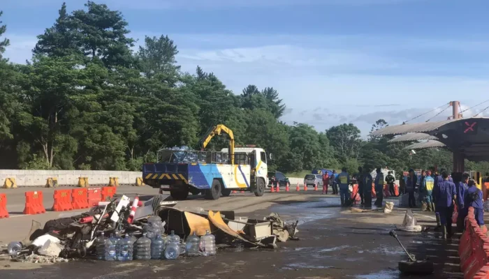 Tragedi Kecelakaan Tol Ciawi: Rem Blong Truk ODOL Tewaskan 8 Orang, 11 Luka-Luka