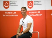 Image Credit Mintmediasports - Foto Cristiano Ronaldo di Singapura tahun 2013 menghadiri acara SOF-PLS.