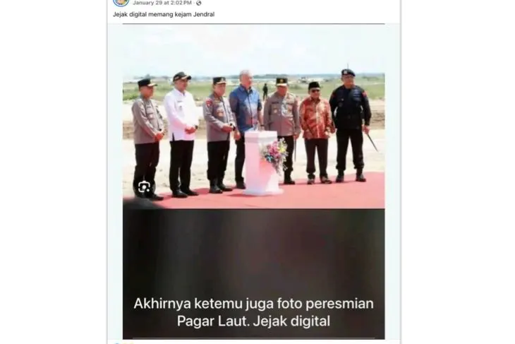 Unggahan yang menarasikan foto peresmian pagar laut Tangerang dihadiri Kapolri hingga Aguan. Faktanya, foto tersebut merupakan peresmian pembangunan gedung Markas Komando (Mako) Batalyon A Pelopor Brimob Polda Metro Jaya (PMJ) di Pantai Indah Kosambi (PIK) 2. (Facebook)