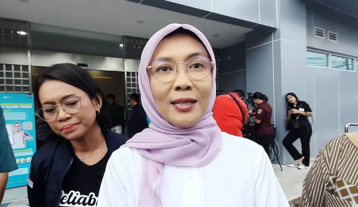 Image Credit Lia Wanadriani Santosa/Antara - Kepala Dinas Kesehatan (Dinkes) DKI Jakarta Ani Ruspitawati usai mendampingi Penjabat Gubernur DKI Jakarta Teguh Setyabudi meninjau kesiapan puksesmas jelang pelaksanaan program Cek Kesehatan Gratis di Puskesmas Kecematan Tebet, Jakarta, Minggu (9/2/2025).