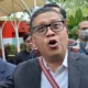 Image Credit Fianda Sjofjan Rassat/Antara - Sekretaris Jenderal PDI Perjuangan (PDIP) Hasto Kristiyanto memenuhi panggilan penyidik Komisi Pemberantasan Korupsi (KPK) untuk diperiksa sebagai tersangka dalam kasus dugaan suap pengurusan pergantian antarwaktu (PAW) Anggota DPR dan perintangan penyidikan, Kamis (20/2/2025).