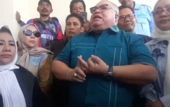 Image Credit Indonesiaupdates/Youtube/SS - Razman Arif Ngamuk di Persidangan, Hakim Walk Out Usai Adu Mulut dengan Hotman Paris