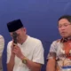 Image Credit Azmi/Antara - Kades Kohod Arsin didampingi kuasa hukumnya Yunihar saat memberikan keterangan pers terkait pagar laut.