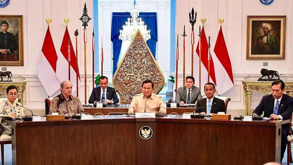 Image Credit BPMI Setpres - Presiden Prabowo Subianto mengadakan pertemuan dengan investor global Ray Dalio di Istana Merdeka, Jakarta, Jumat, 7 Maret 2025.