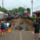 Image Credit Istimewa - Jembatan Cidadap di Kampung Bojongkopo, Kecamatan Simpenan, Kabupaten Sukabumi, Jawa Barat amblas diterjang banjir bandang, Kamis 6 Maret 2025