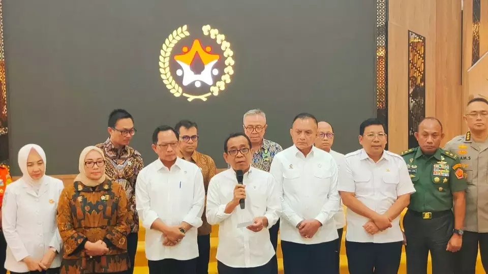 Image Credit Rapat Tingkat Menteri yang dipimpin oleh Menteri Koordinator Bidang Pembangunan Manusia dan Kebudayaan (Menko PMK) Pratikno bersama beberapa menteri dan wakil menteri Kabinet Merah Putih beserta pimpinan lembaga negara di Kantor Kemenko PMK, pada Rabu, 5 Maret 2025.