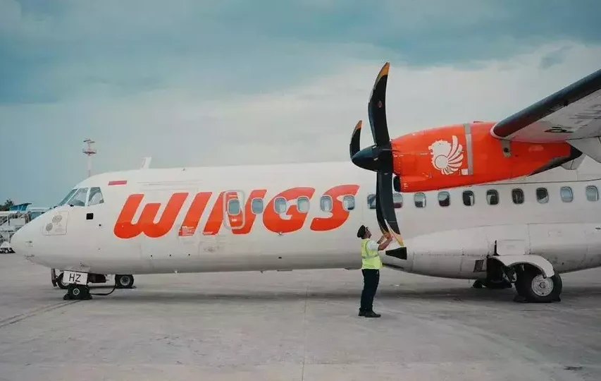 Image Credit Instagram Wings Air - Wings Air akan menempuh jalur hukum soal insiden pramugarinya dicekik yang diduga dilakukan anggota DPRD Sumut pada penerbangan Gunungsitoli menuju Medan.