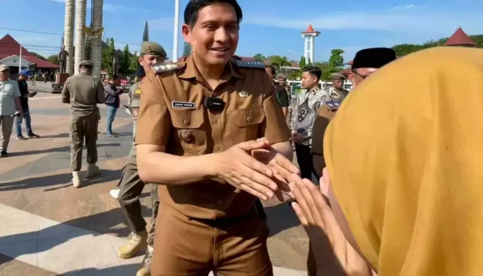 Dikecam Usai Liburan ke Jepang, Bupati Lucky Hakim Minta Maaf kepada Warga Indramayu