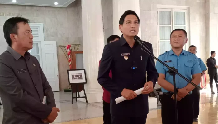 Kades Kedokan Agung Indramayu Diberhentikan Sementara, Diduga Selewengkan Dana Desa Rp400 Juta