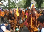 38 Biksu Thudong Asal Thailand Tiba di Karawang, Lanjutkan Perjalanan Suci Menuju Candi Borobudur