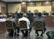 3 Mantan Hakim yang Bebaskan Ronald Tannur Dituntut Penjara 9–12 Tahun karena Suap