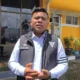 Anggota DPRD Kota Pekanbaru, Zulkardi seusai mendamping 12 eks karyawan salah satu perusahaan tour and travel yang ijazahnya ditahan untuk melapor ke Disnakertrans Riau, Kamis 24 April 2025 (Beritasatu/Effendi Rusli)