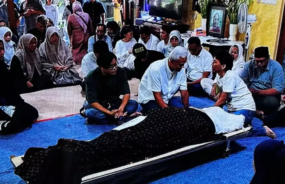 Bunda Iffet dimakamkan hari ini, Minggu 27 April 2025 di TPU Karet Bivak, Jakarta Selatan. (Instagram/@thomasramdan)