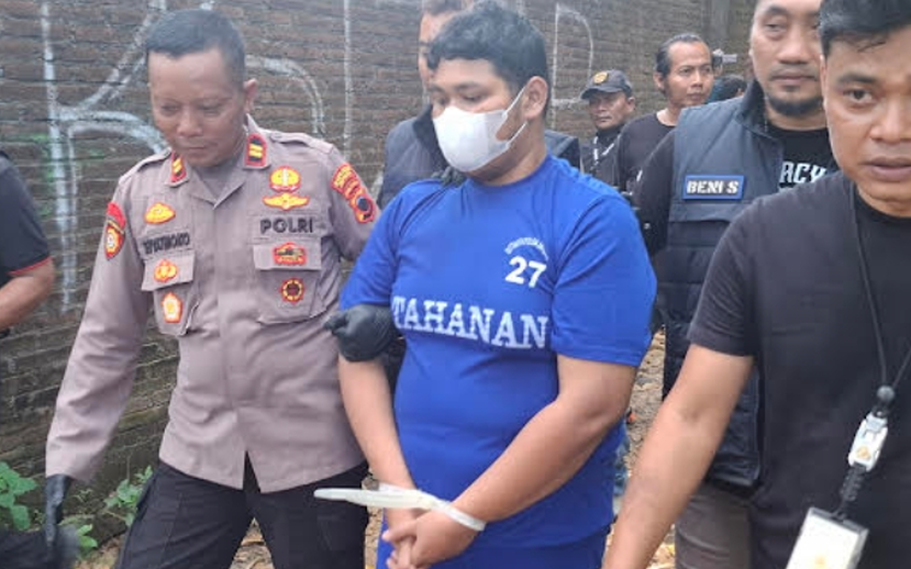 Direktur Reserse Kriminal Umum (Direskrimum) Polda Jateng mengungkap pelaku kejahatan seksual terhadap anak di bawah umur, Rabu 30 April 2025. (Beritasatu/Jamaah)