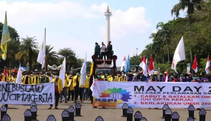 11 Tuntutan Buruh May Day 2025: Dari Revisi UU Ketenagakerjaan hingga Stop Eksploitasi Gen Z