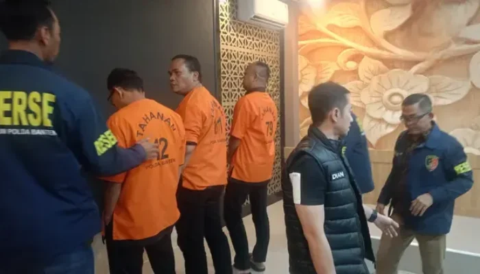 Ketua Kadin Cilegon Tersangka Kasus Permintaan Proyek Rp5 Triliun Tanpa Lelang