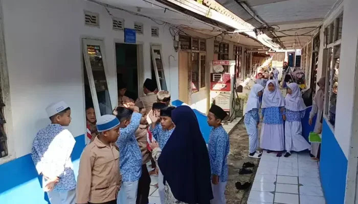 SDTQ Masyuriyah Cianjur Terpaksa Belajar di Rumah Kontrakan Selama 4 Tahun, Siswa Tetap Semangat