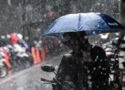 Prakiraan Cuaca BMKG Jumat Ini: Potensi Hujan Ringan di Berbagai Kota Besar