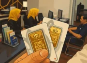Harga Emas Antam Turun Rp 11.000, Kini Dibanderol Rp 1,919 Juta per Gram
